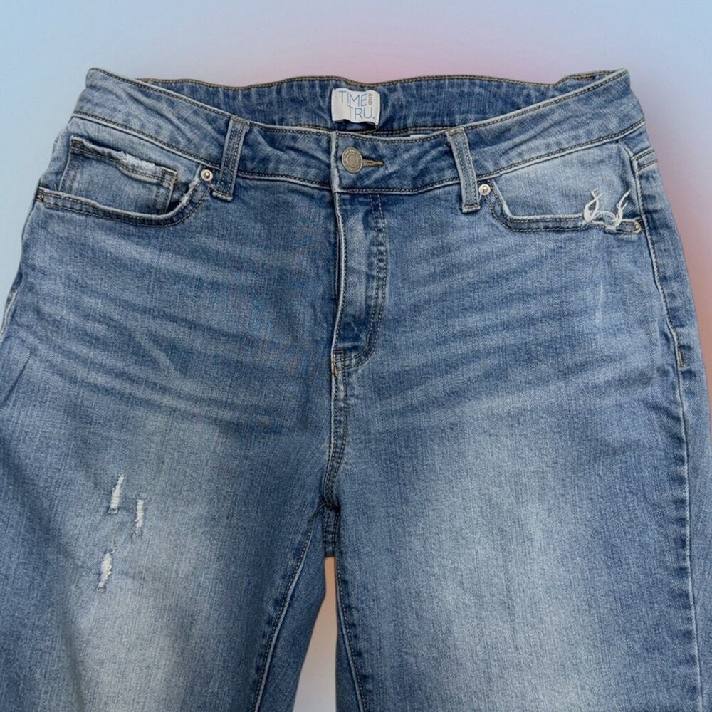 TIME & TRU Women’s 10 Distressed TEACHER JEANS